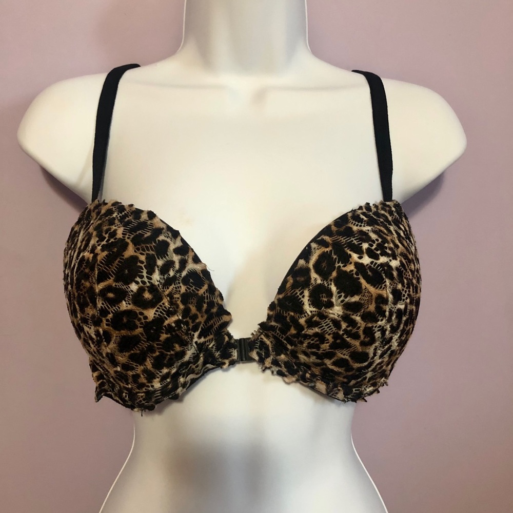 Victoria Secret Pink bra. Size 36 D gently used
